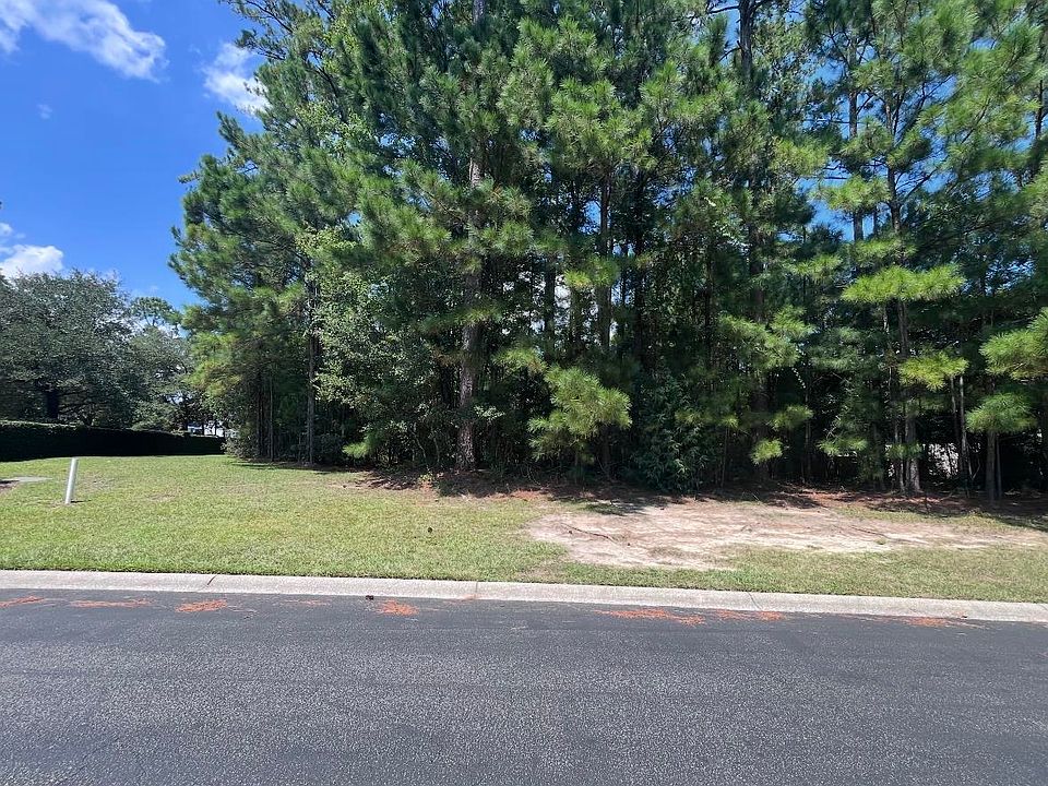 1st image of 262 Creek Harbour Circle