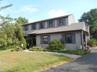 19 Buckthorn Ln, Collegeville, PA 19426