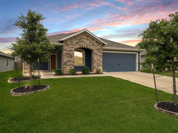210 Garcitas Creek Ln, Hutto, TX 78634