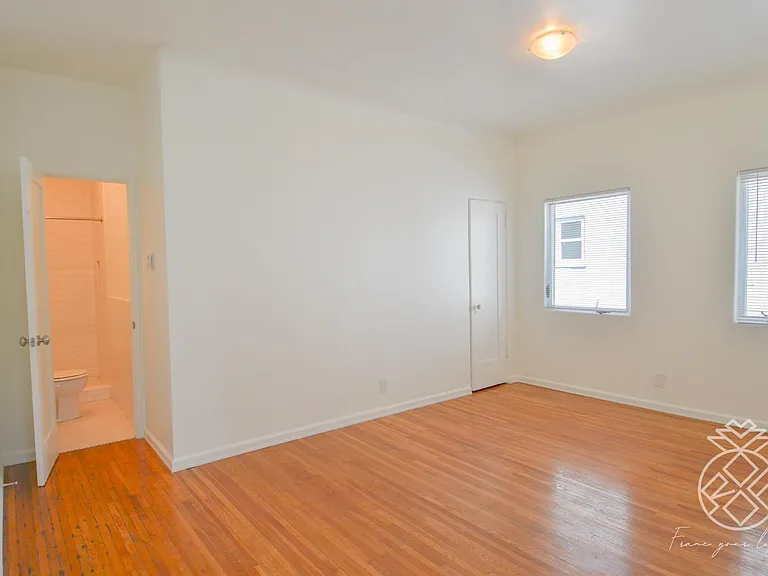 424 N Ogden Dr #6 — Photo 6