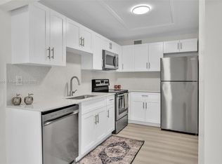 16465 NE 22nd Ave APT 502, North Miami Beach, FL 33160