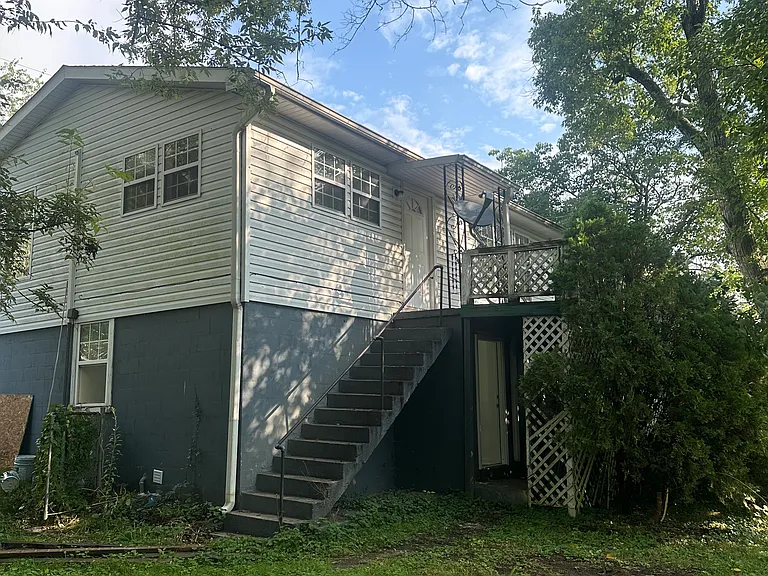 1308 S Cedar Ave — Photo 1