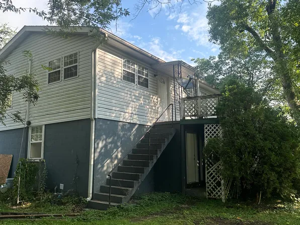 1308 S Cedar Ave, South Pittsburg, TN 37380