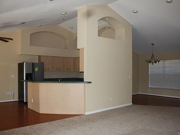 5th image of 70 W Lynnhaven Pl