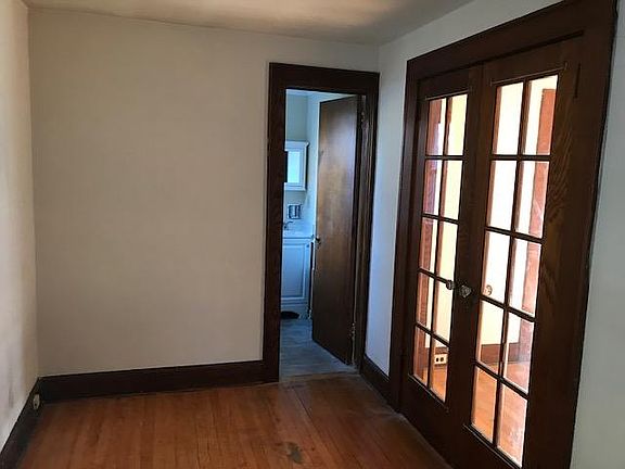 5th image of 15 Fairfield Ave