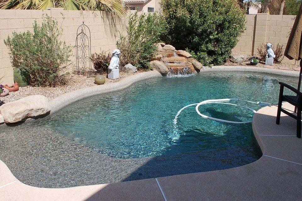 2nd image of 872 W Aster Dr