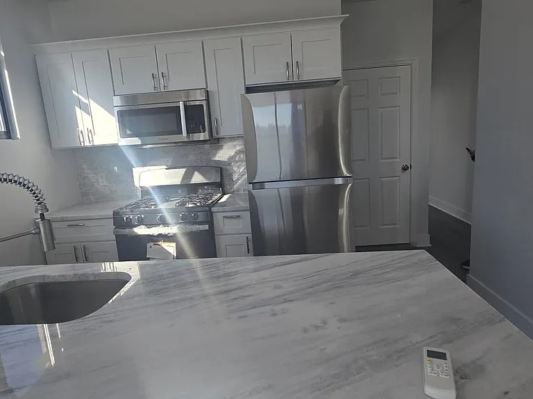 1239 S 18th St #3 — Photo 5