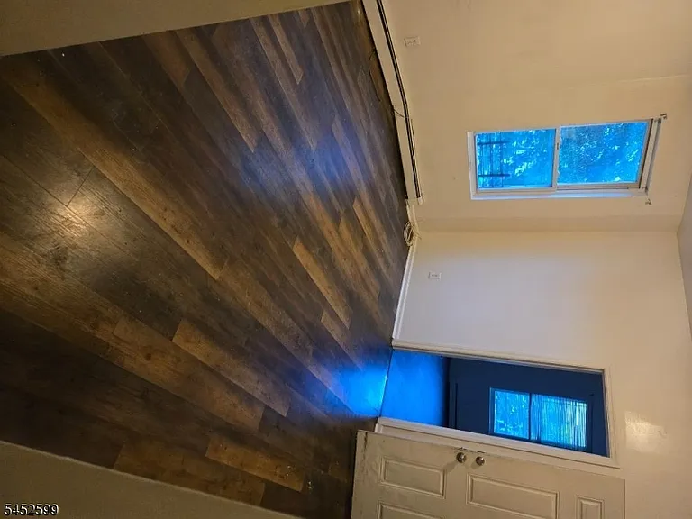 782 Grove St #2 — Photo 4