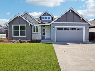 637 NW 29th St, Battle Ground, WA 98604