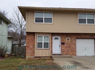 9417 Switzer Rd, Overland Park, KS 66212