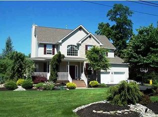 494 Matthews Ln, Jackson, NJ 08527