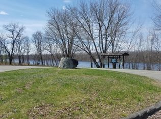 4 Greenfield Rd, Milford, ME 04461