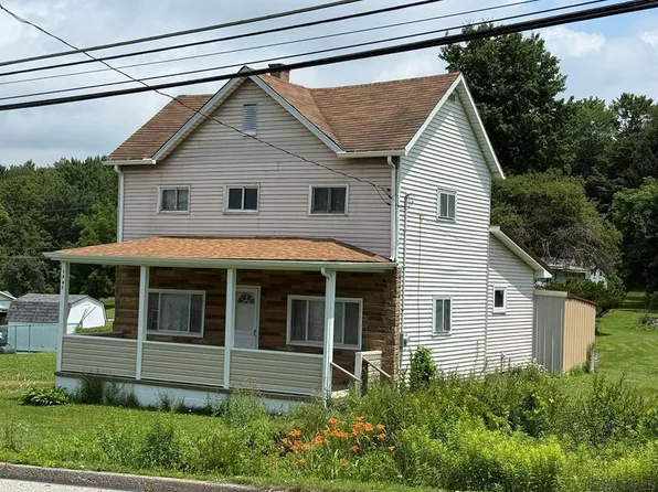 1847 Springhill Rd, Portage, PA 15946