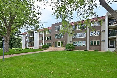 4351 Parklawn Ave #207 — Photo 8