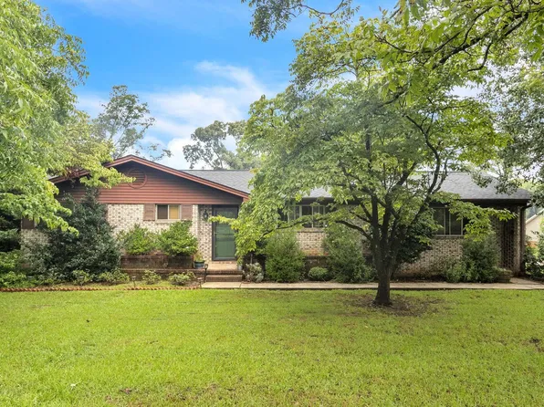 11 Green St, Mauldin, SC 29662