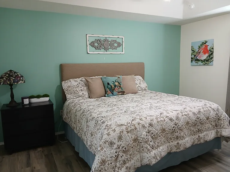 1840 Strathmore Cir — Photo 12