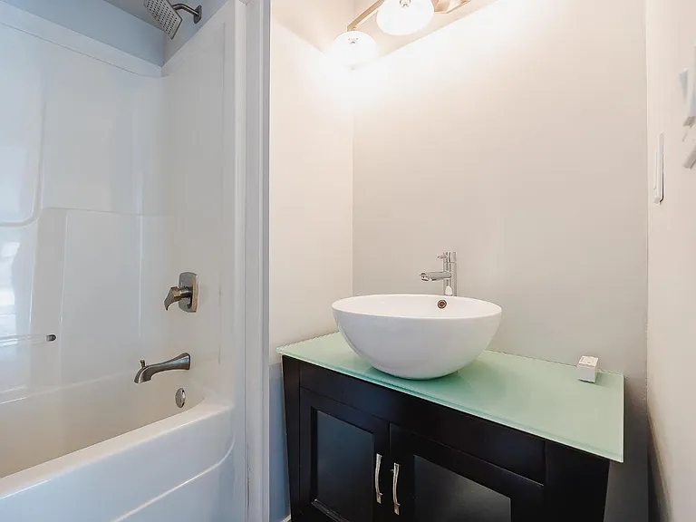 45821 Thomas Rd #STUDIO — Photo 4