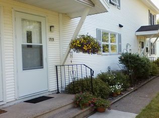 713 Bong Blvd, Duluth, MN 55811