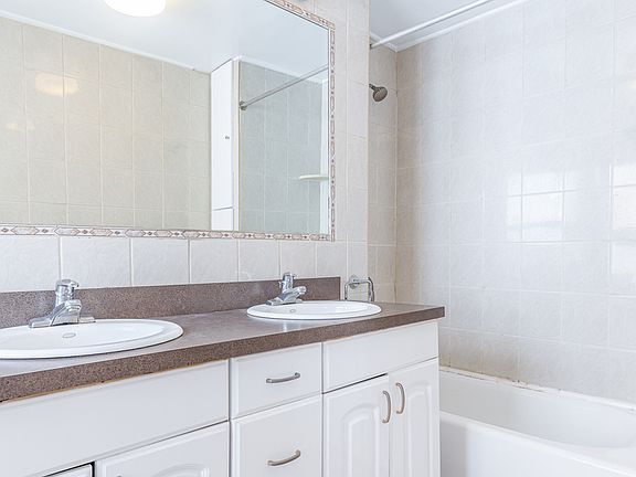 5th image of 380 Bleecker St #4