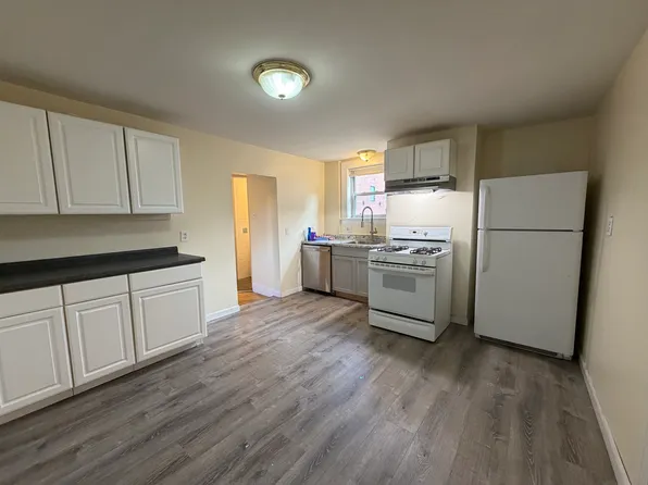 68 Gore St #2, Cambridge, MA 02141