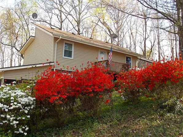 506 Point Rd, Westminster, SC 29693