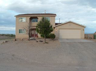 332 2nd St NE, Rio Rancho, NM 87124