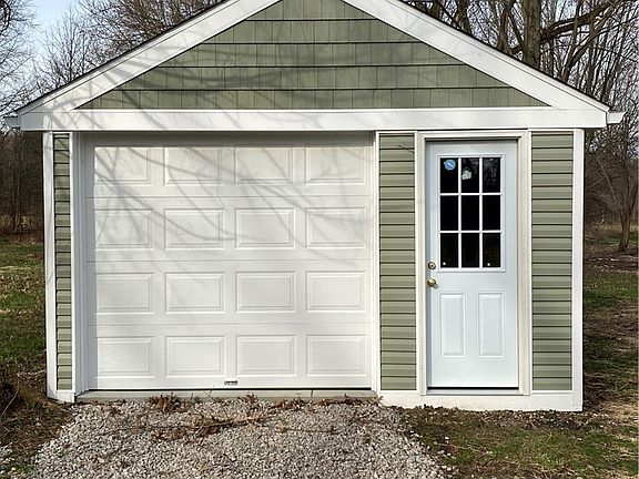 3rd image of 2803 State Rd