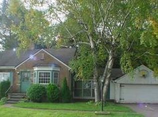 2015 Houlihan Rd, Saginaw, MI 48601