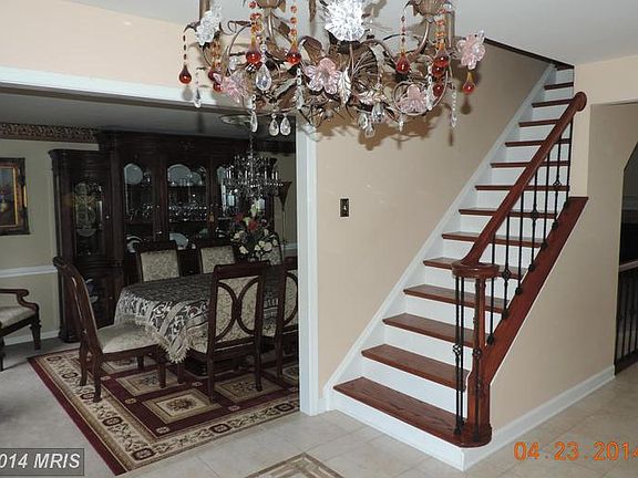 3rd image of 9456 Lapstrake Ln