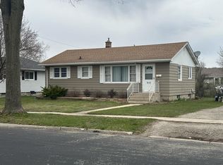 910 W Cramer St, Fort Atkinson, WI 53538
