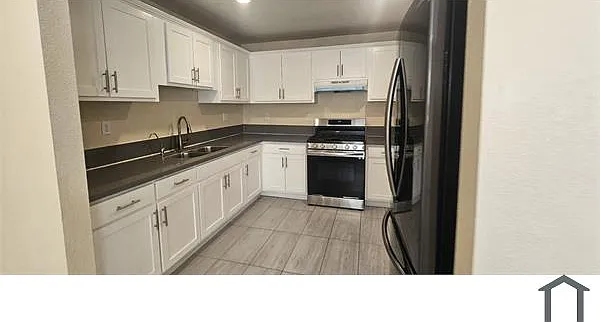 1633 1/2 E 85th St #1633-12 — Photo 11