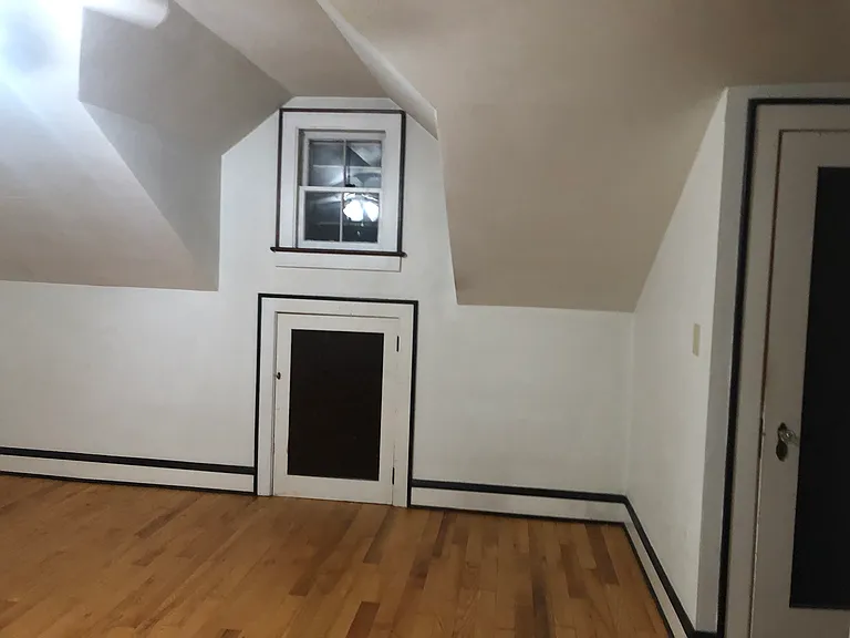 9 Adsit Ct — Photo 2