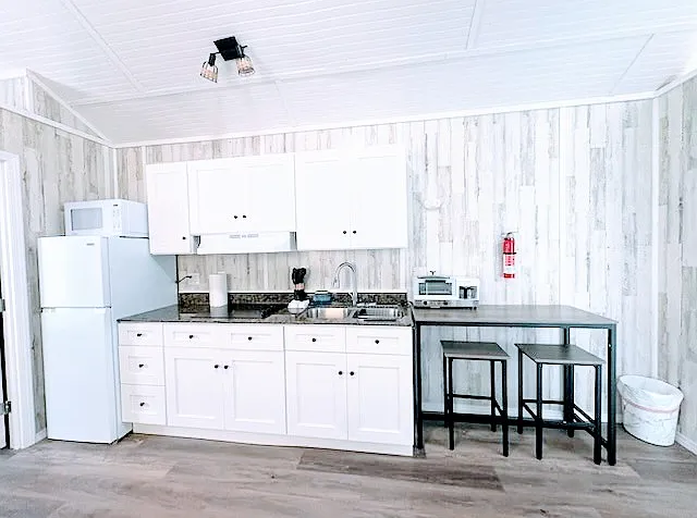 Tiny Apartment Rentals — Photo 72