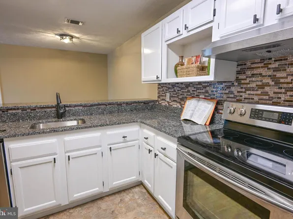 606 Squire Ln APT G, Fallston, MD 21014