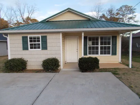 204 Avalon Dr, Carrollton, GA 30117