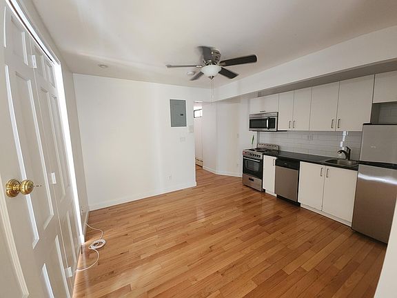 4th image of 340 Amsterdam Ave #501