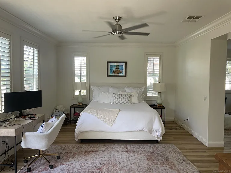 1056 Breakaway Dr — Photo 7