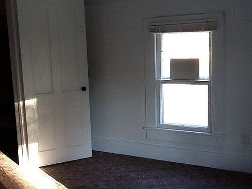 3rd image of 621 1/2 N 3rd St