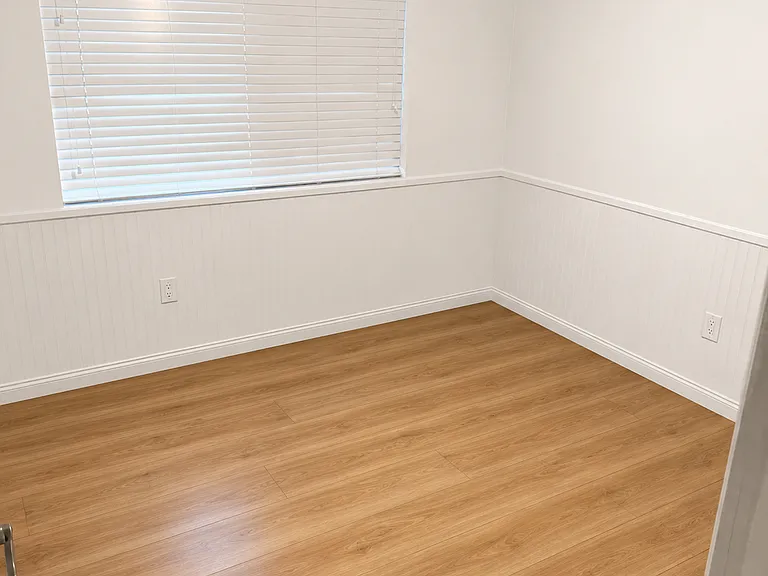 5918 S Clark Dr — Photo 10