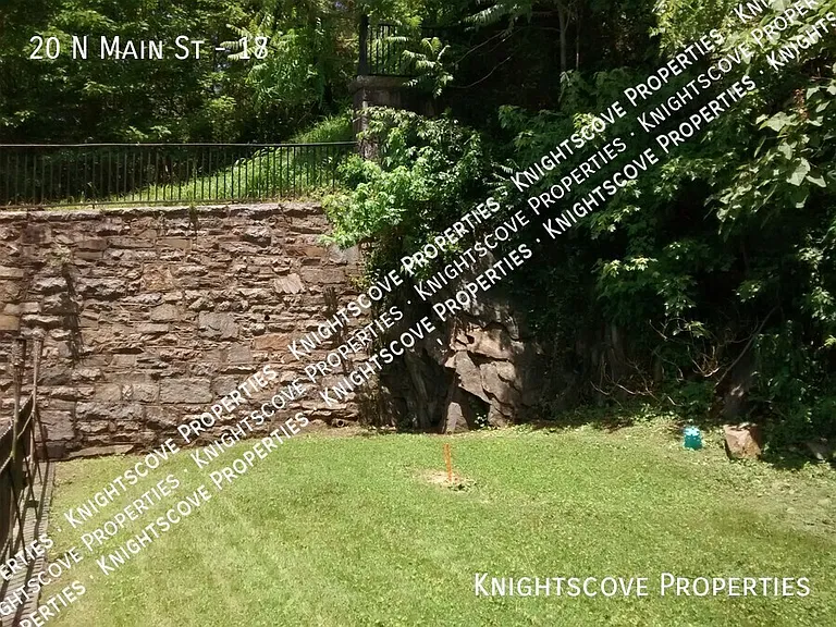 20 N Main St #17 — Photo 18