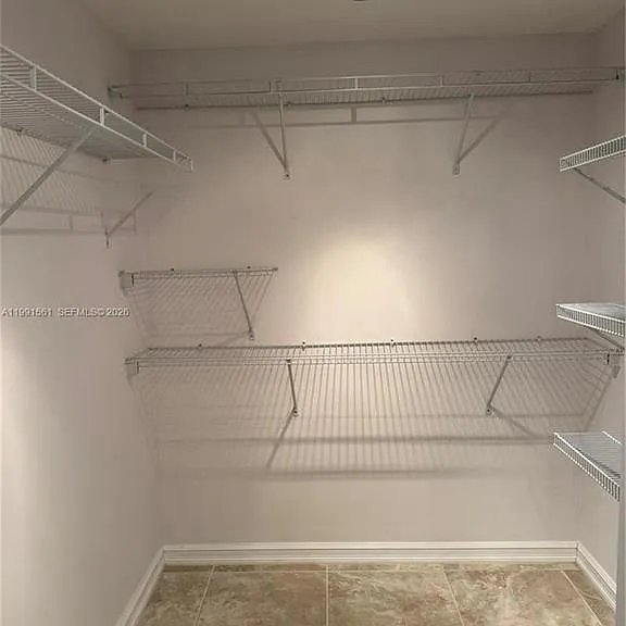 18800 NE 29th Ave #822 — Photo 6