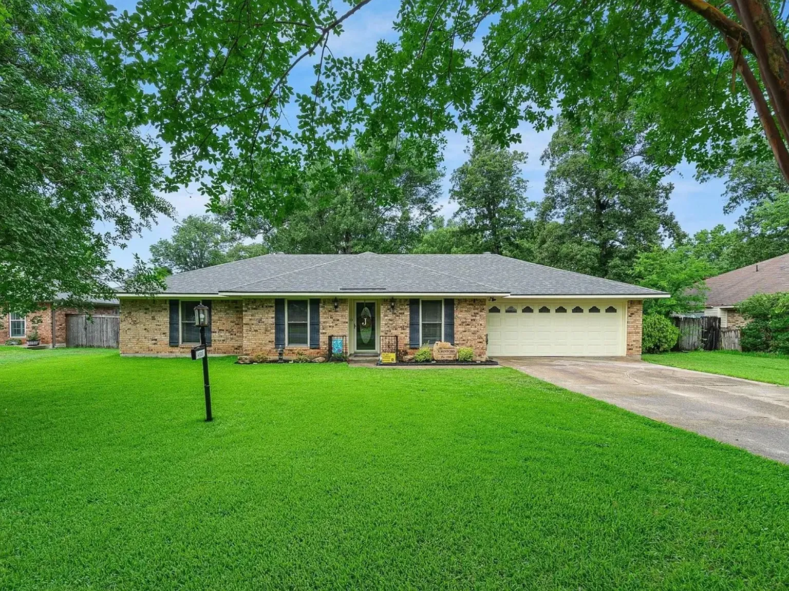 3 bed, 1773 sqft, $2,050 — Photo 3