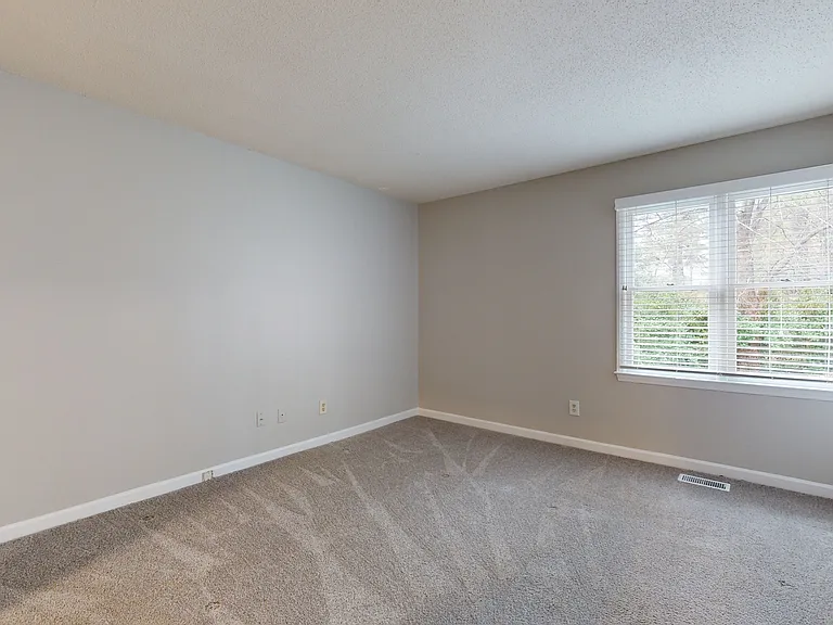 103 Bushberry Ct — Photo 30