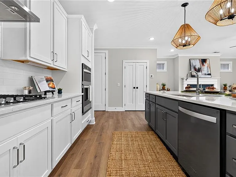 203 Grady Burrell Dr — Photo 10