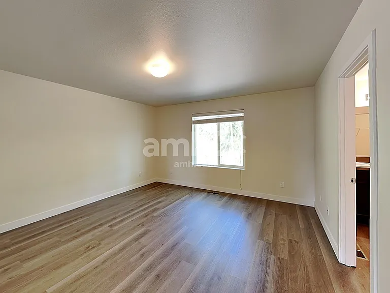 1719 Blacktail Ln — Photo 11
