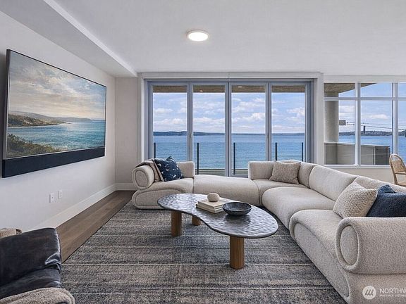 2nd image of 1250 Alki Avenue SW #3C