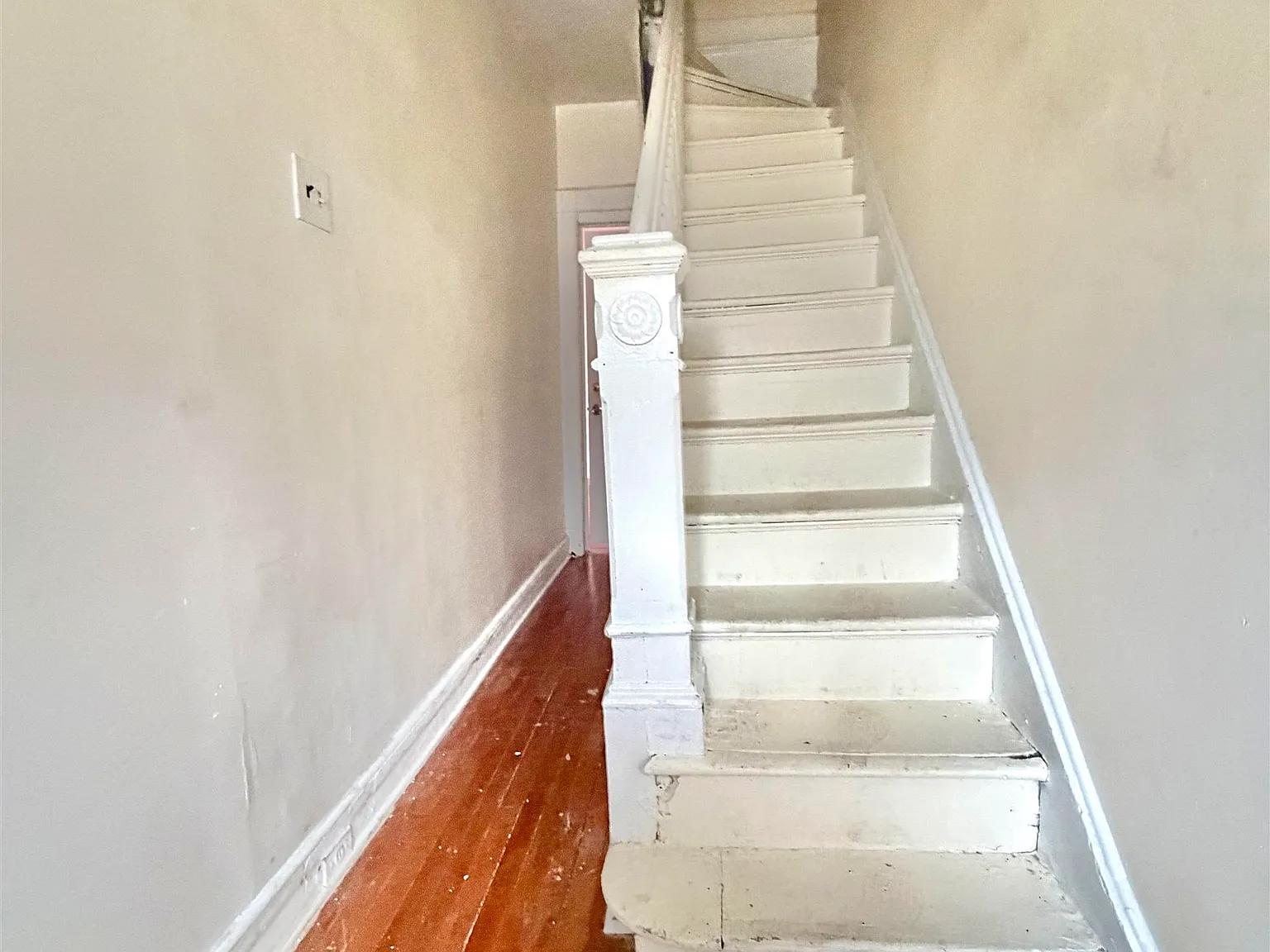 1 bed, 1.0 bath, $1,850 — Photo 2