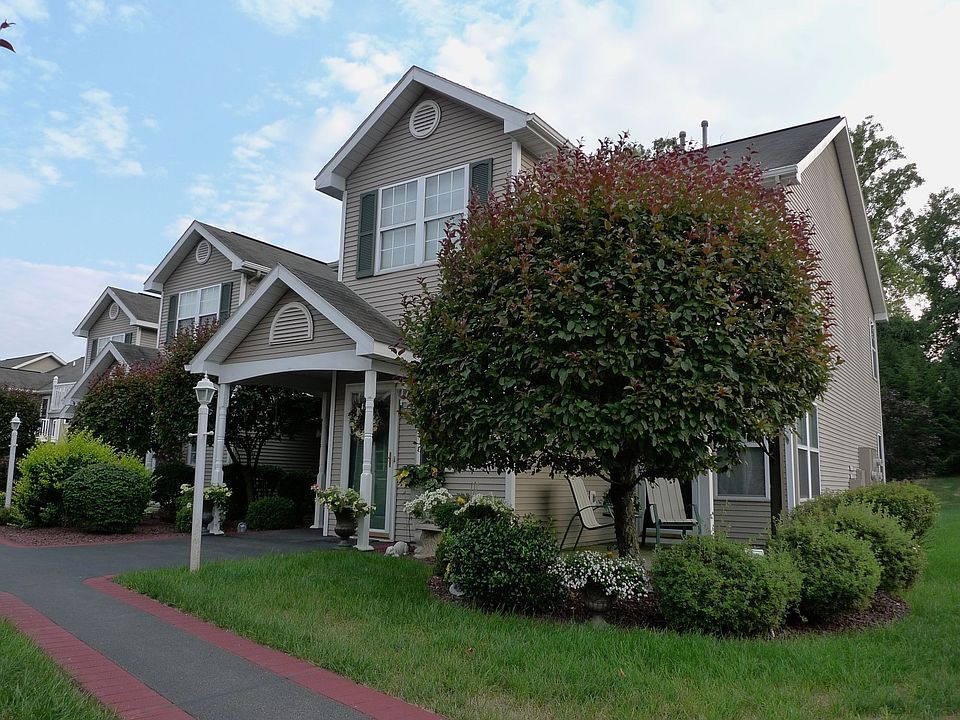 41 Coralberry Court
