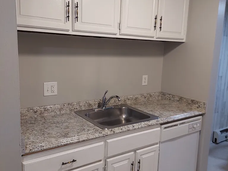 711 Arch St #405 — Photo 3