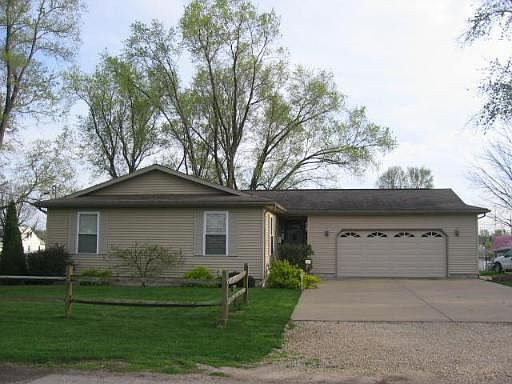 1st image of 801 E Laura Ave